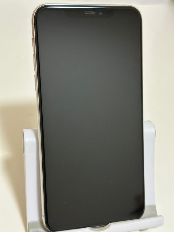 ������� �Хåƥ꡼77% docomo iPhone11ProMax 64GB ����С�