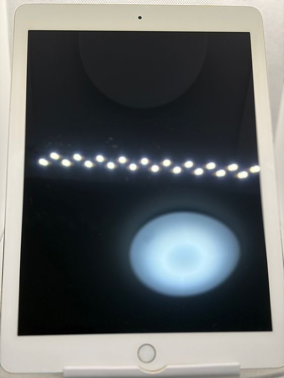 ��iPad ��5���� 32GB ����С�