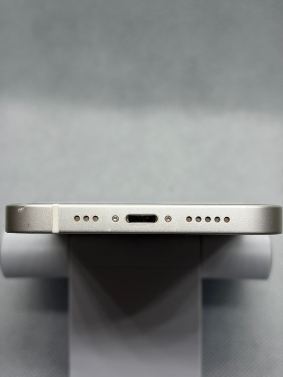 ��SIM�ե꡼ iPhone12 64GB �ۥ磻�� �Хåƥ꡼83%
