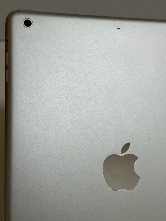 ������ iPad Air ��1���� 128GB ����С� Wi-Fi��ǥ�