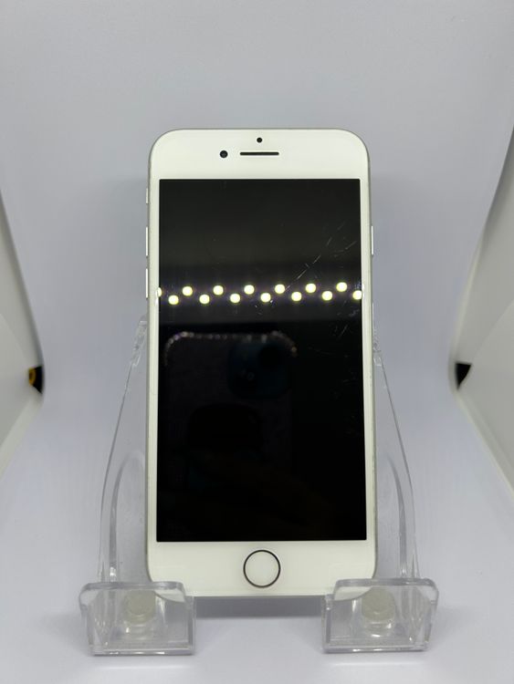 ��SIM�ե꡼ iPhone8  64GB ����С� �Хåƥ꡼85%