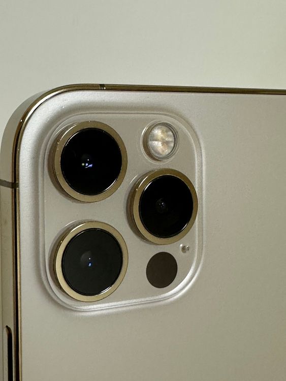 ��SIM�ե꡼ iPhone12Pro 128GB �������