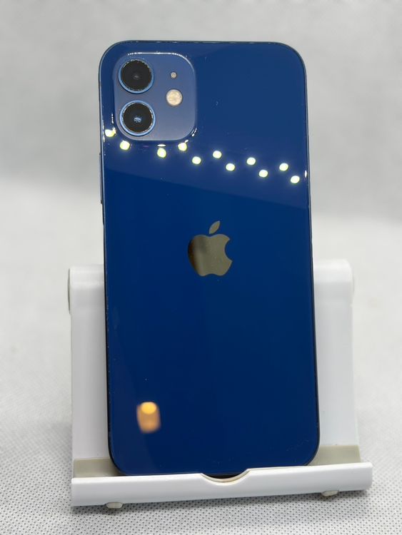 ���Хåƥ꡼100% SIM�ե꡼ iPhone12 64GB �֥롼