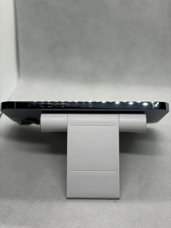 ��̤������ SIM�ե꡼ iPhone13ProMax 256GB ������֥롼