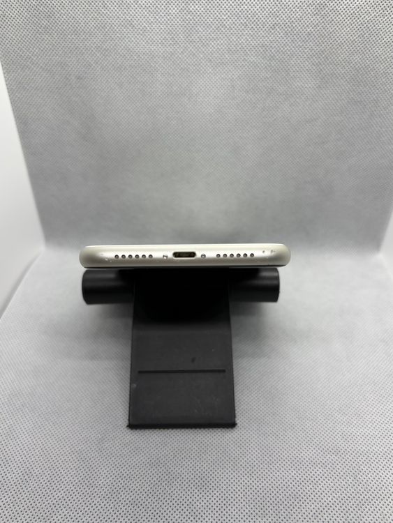 ���ϥԥͥ��ͥå� SIM�ե꡼ iPhone11 128GB �ۥ磻�� �Хåƥ꡼83%