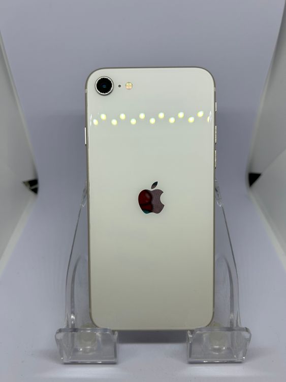 ��SIM�ե꡼ iPhoneSE��3����  64GB �������饤�� �Хåƥ꡼82%