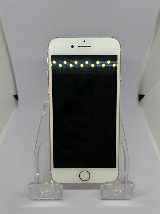 ��SIM�ե꡼ iPhone7  32GB ������������� �Хåƥ꡼78%