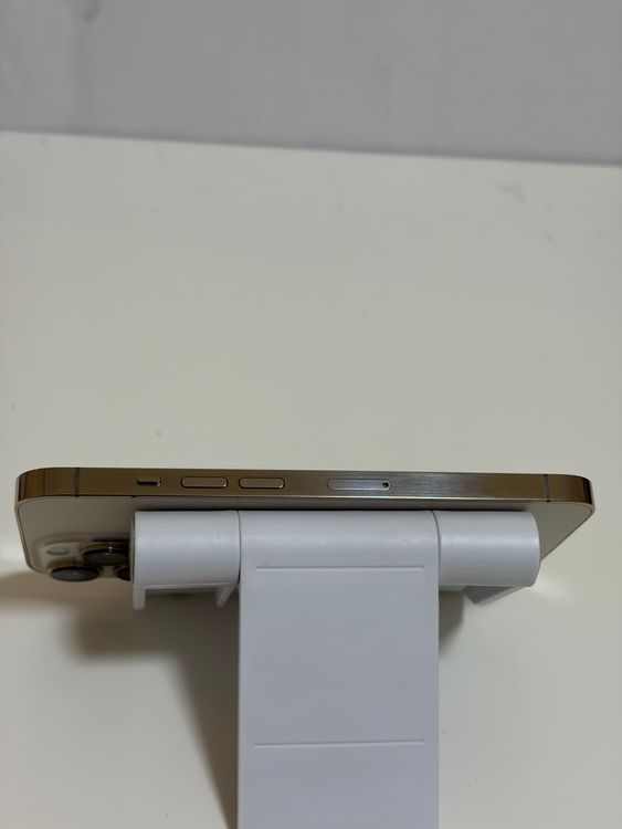 ���Хåƥ꡼88% Ķ���� SIM�ե꡼ iPhone13Pro 256GB �������
