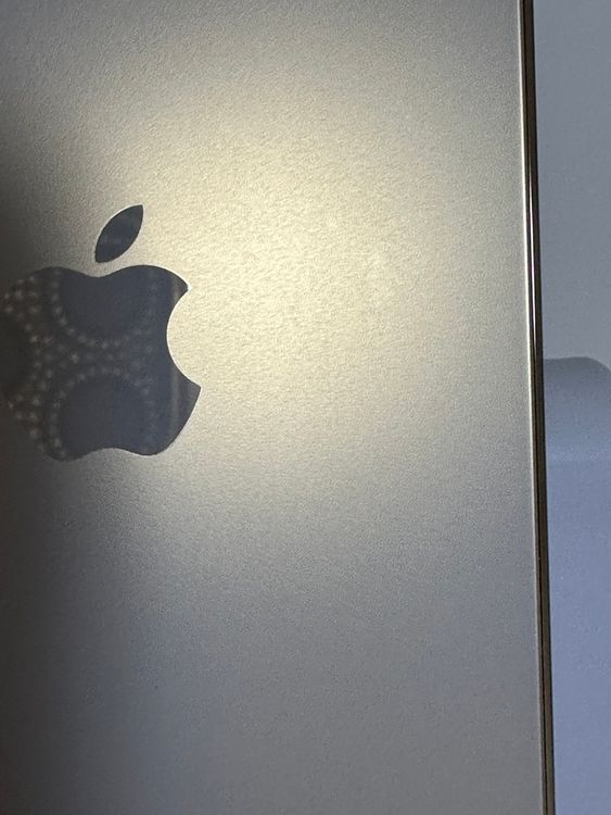 ���Хåƥ꡼81% SIM�ե꡼ iPhone13Pro 128GB �������