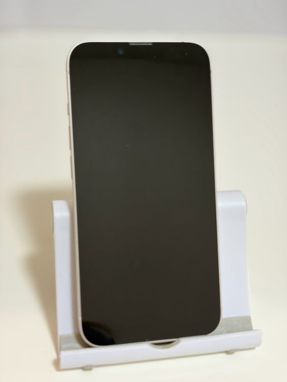 ���Хåƥ꡼82% SIM�ե꡼ iPhone14 128GB �������饤��