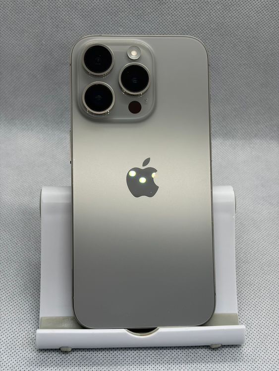 ��Ķ���� SIM�ե꡼ iPhone15Pro 512GB �ʥ���������˥���