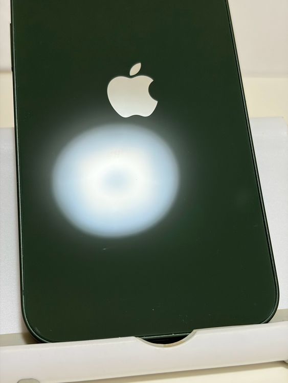 ���Хåƥ꡼84% SIM�ե꡼ iPhone13 128GB ���꡼��