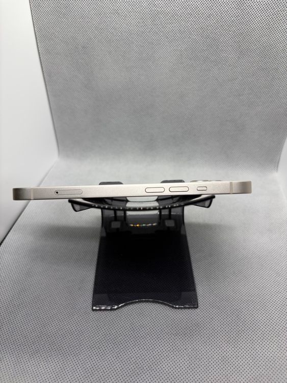 ���ϥԥͥ��ͥå� SIM�ե꡼ iPhone13 128GB �������饤�� �Хåƥ꡼86%