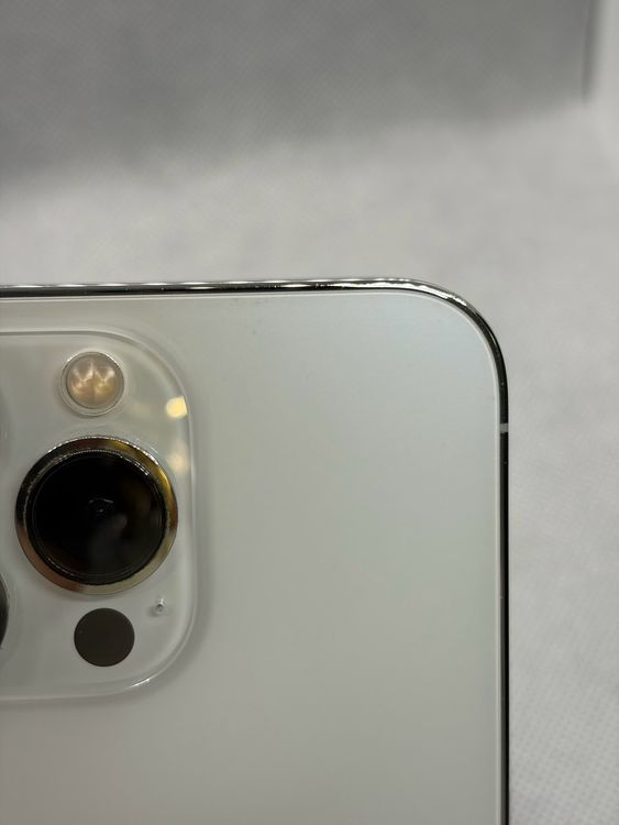 ���Хåƥ꡼100% SIM�ե꡼ iPhone13Pro 128GB ����С�