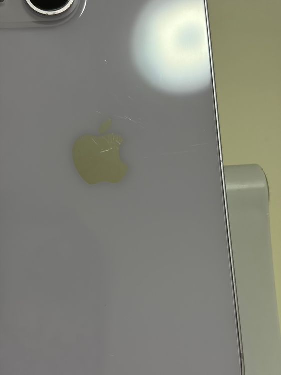���Хåƥ꡼80% SIM�ե꡼ iPhone14 128GB �ѡ��ץ�