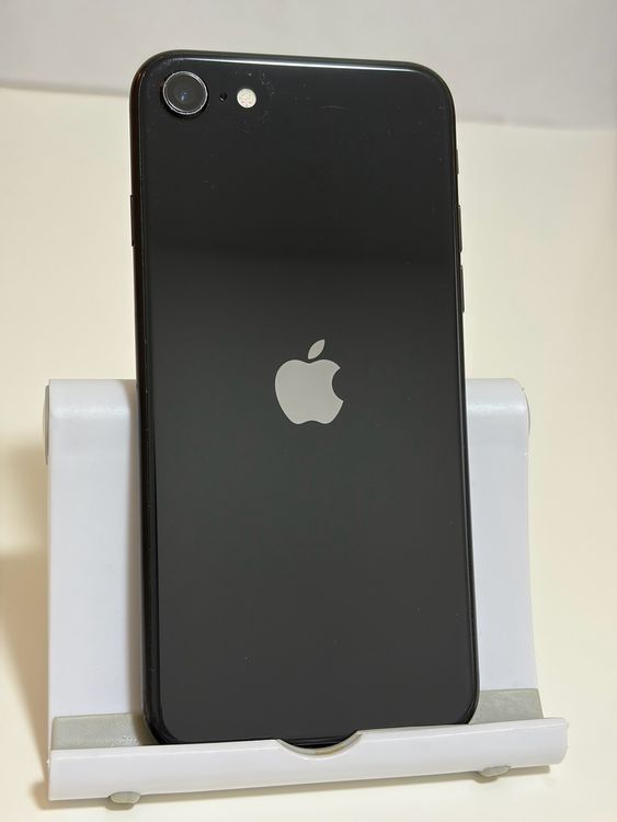 ���Хåƥ꡼100% SIM�ե꡼ iPhoneSE ��2���� 64GB �֥�å�