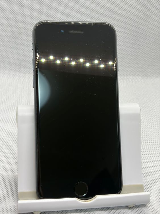 ���Хåƥ꡼91% SIM�ե꡼ iPhoneSE ��3���� 64GB �ߥåɥʥ���