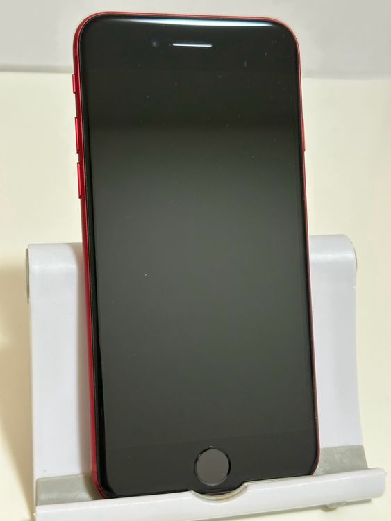 ���Хåƥ꡼80% SIM�ե꡼ iPhoneSE ��3���� 64GB ��å�