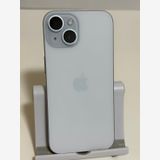 ���Хåƥ꡼82% SIM�ե꡼ iPhone15 128GB �֥롼
