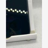 ���Хåƥ꡼90% Ķ���� SIM�ե꡼ iPhoneSE ��3���� 128GB �ߥåɥʥ���