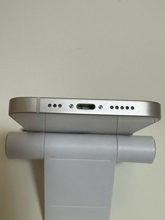 ��SIM�ե꡼ iPhone12 64GB �ۥ磻��
