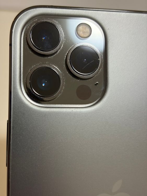 ���Хåƥ꡼80% SIM�ե꡼ iPhone12ProMax 256GB ����ե�����