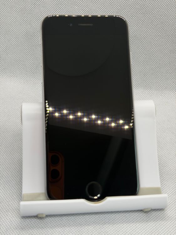 ���Хåƥ꡼82% SIM�ե꡼ iPhone6s 32GB ���졼