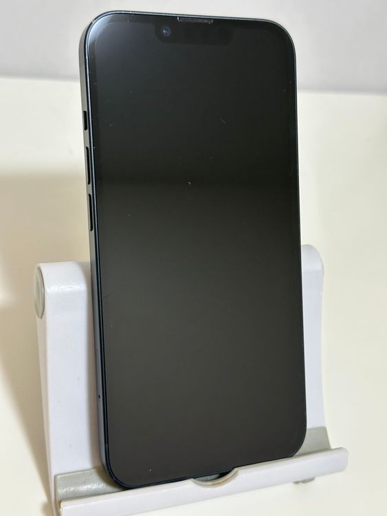 ���Хåƥ꡼84% SIM�ե꡼ iPhone14 128GB �ߥåɥʥ���