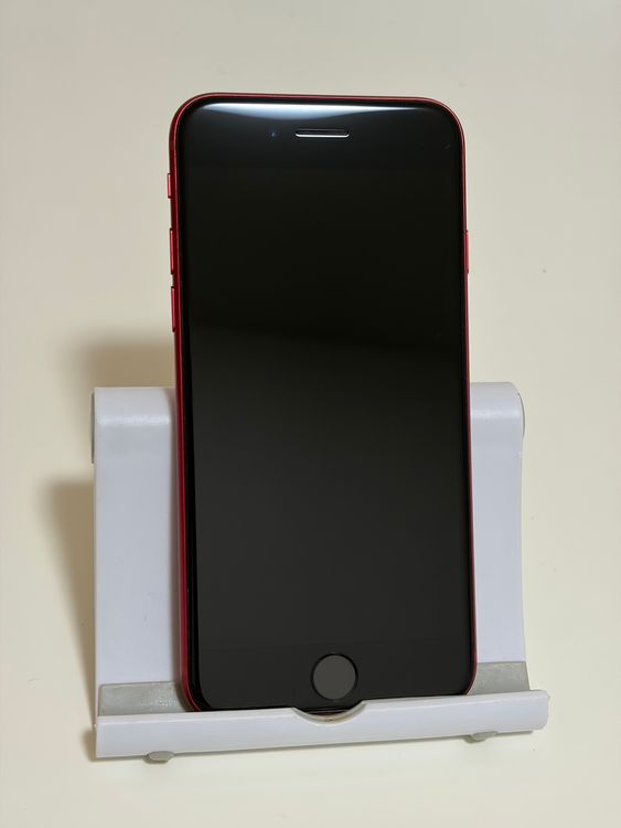 ���Хåƥ꡼85% SIM�ե꡼ iPhoneSE ��2���� 64GB ��å�