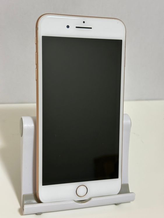 ������ �Хåƥ꡼87% SIM�ե꡼ iPhone8Plus 64GB �������