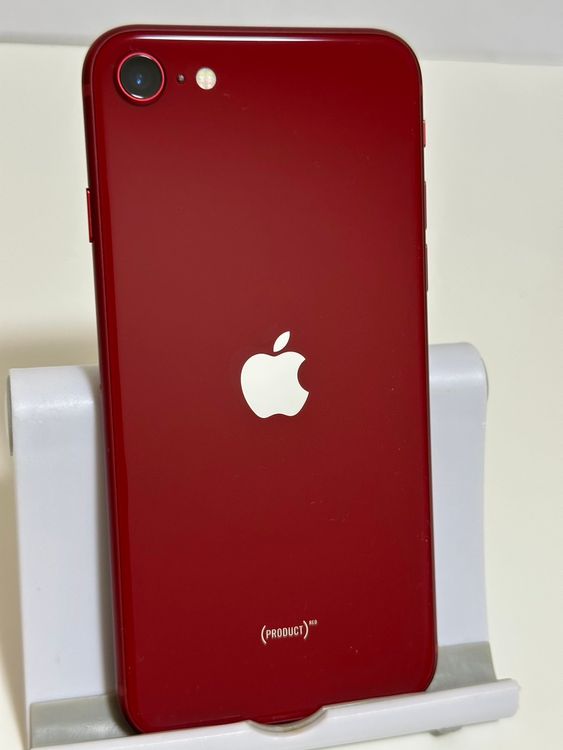 ��̤������ �Хåƥ꡼100% SIM�ե꡼ iPhoneSE ��3���� 64GB ��å�
