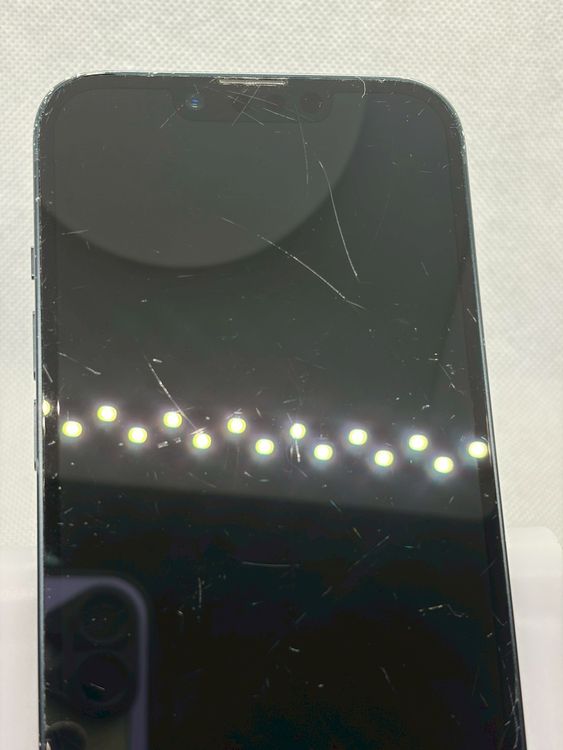 ���Хåƥ꡼86% SIM�ե꡼ iPhone14 128GB �ߥåɥʥ���