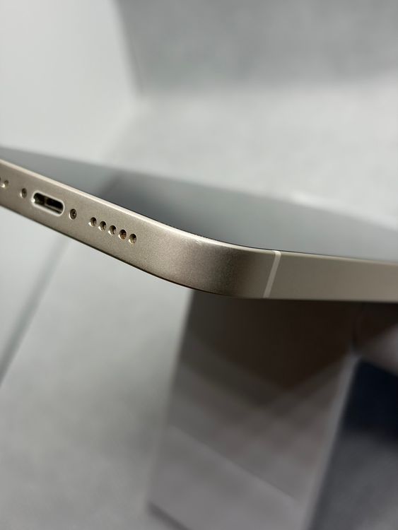 ��Ķ���� SIM�ե꡼ iPhone14 128GB �������饤�� �Хåƥ꡼82%