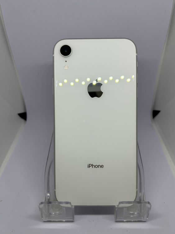 ��SIM�ե꡼ iPhoneXR  256GB �ۥ磻�� �Хåƥ꡼76%