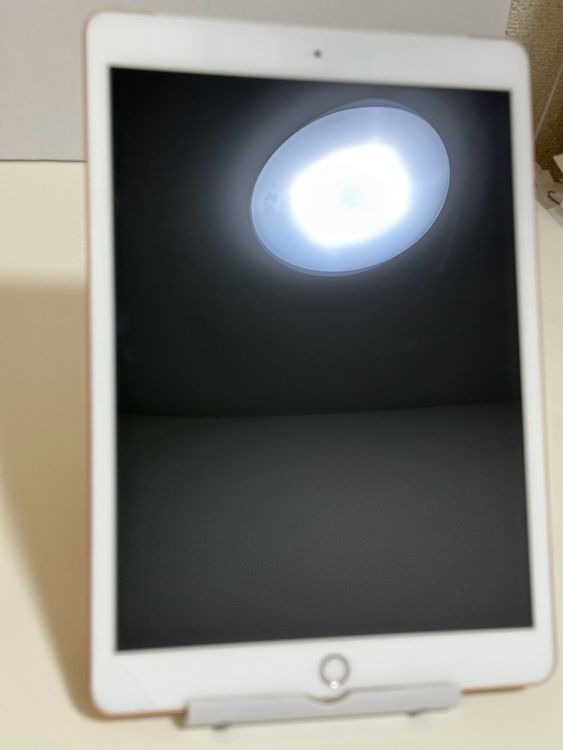 ���Хåƥ꡼89% iPad ��7���� 32GB �������