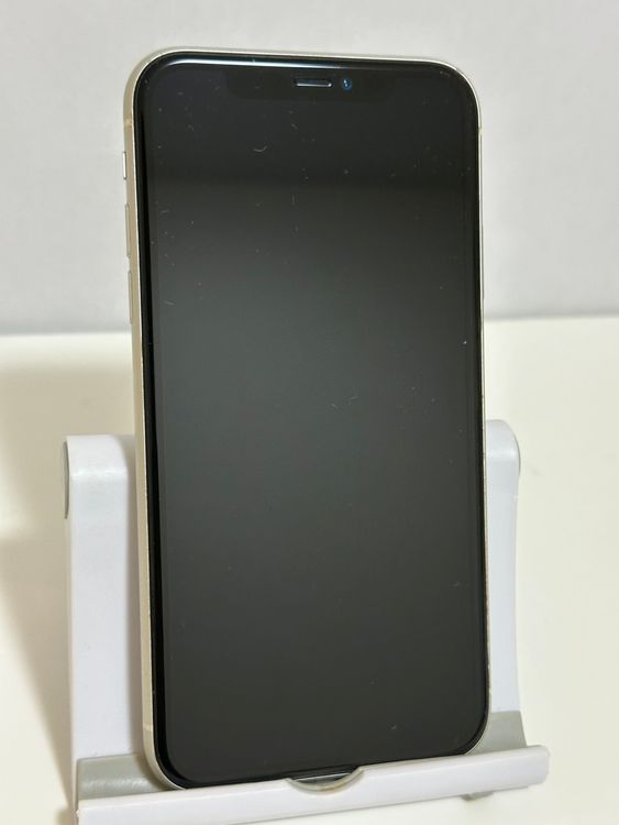 ��SIM�ե꡼ iPhone11 128GB �ۥ磻��