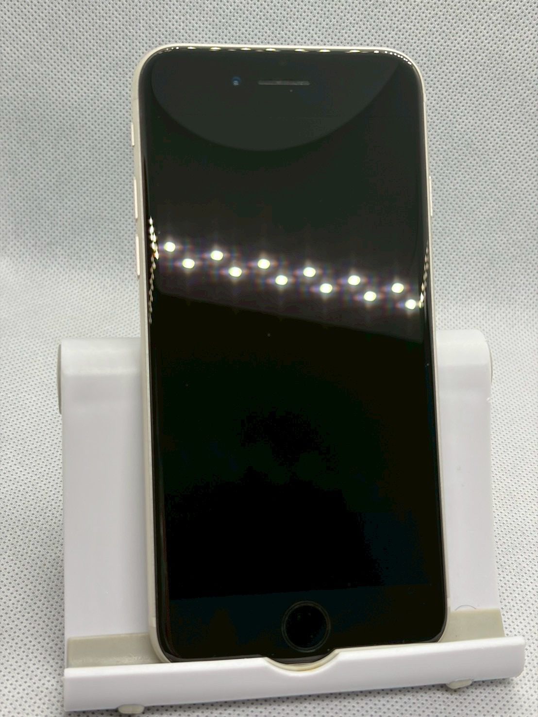 ムスビー｜○バッテリー83% SIMフリー iPhoneSE 第3世代 64GB スター