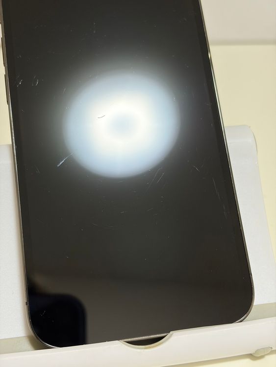 ���Хåƥ꡼81% SIM�ե꡼ iPhone13Pro 256GB ����ե�����