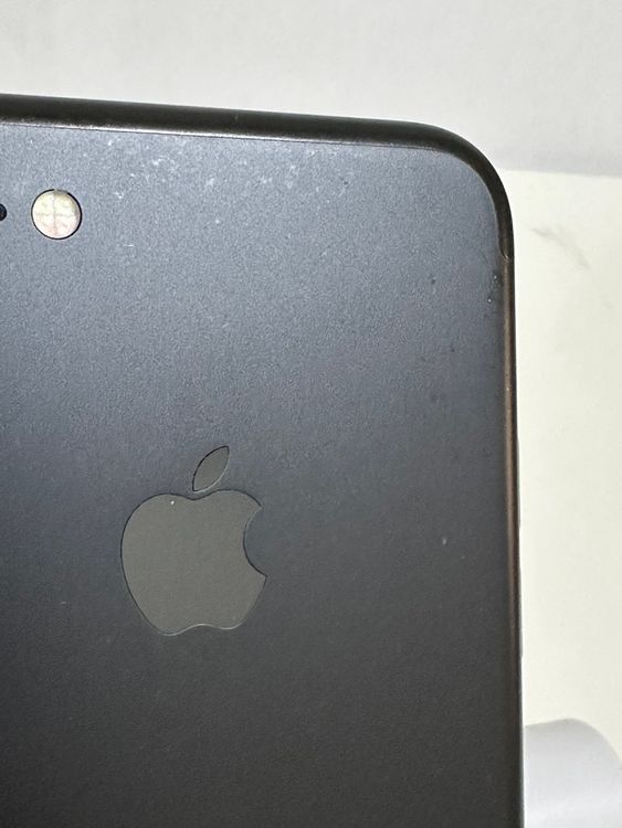 ��iPhone7 128GB �֥�å� docomo