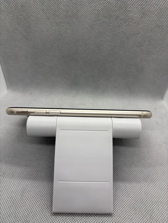 ���ϥԥͥ��ͥå� SIM�ե꡼ iPhoneSE ��3���� 64GB �Хåƥ꡼88%