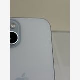 ���Хåƥ꡼84% SIM�ե꡼ iPhone15 128GB �֥롼