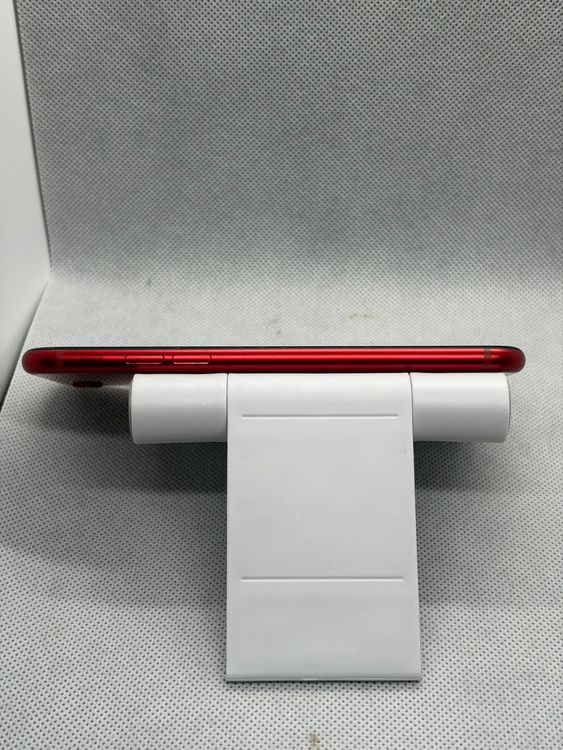 ������ SIM�ե꡼ iPhoneSE ��3���� 64GB ��å�