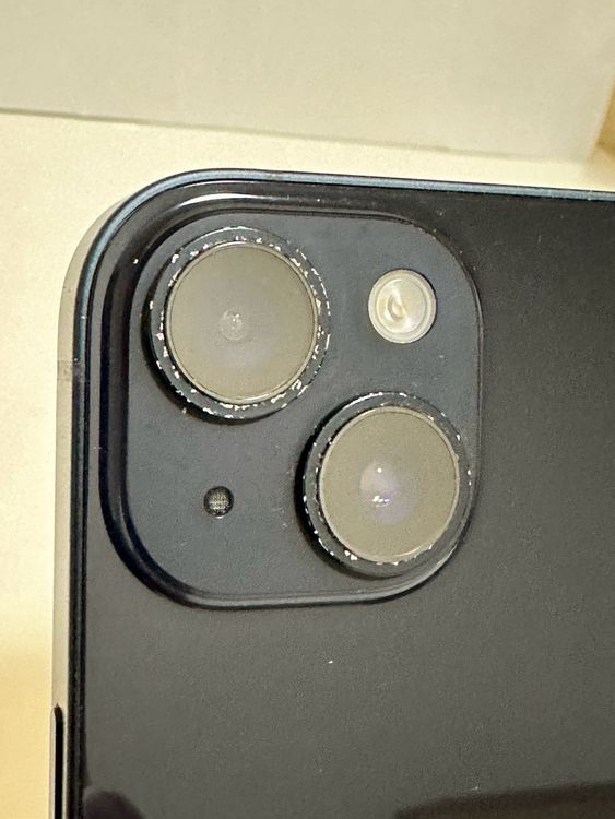 ���Хåƥ꡼81% SIM�ե꡼ iPhone14Plus 128GB �ߥåɥʥ���