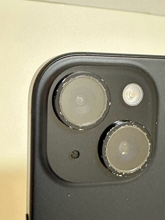 ���Хåƥ꡼84% SIM�ե꡼ iPhone15 128GB �֥�å�