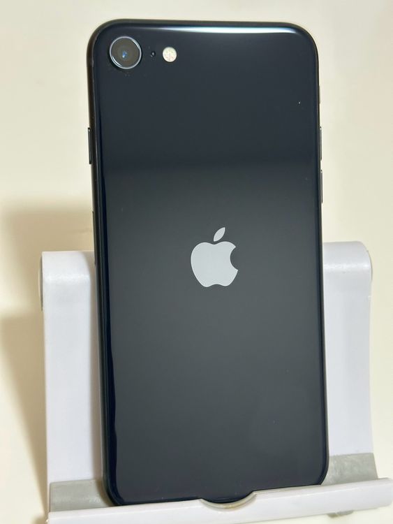 ��̤������ SIM�ե꡼ iPhoneSE ��3���� 64GB �ߥåɥʥ���