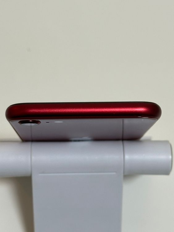 ���Хåƥ꡼95% SIM�ե꡼ iPhoneSE ��3���� 64GB ��å�