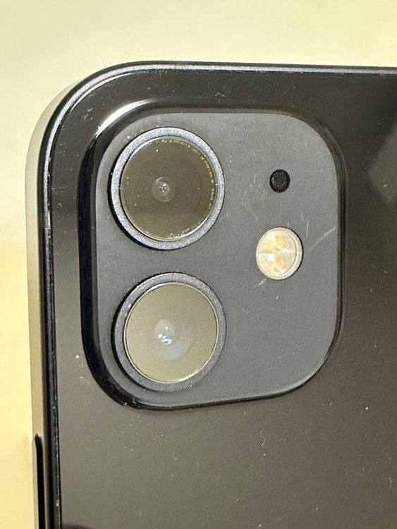 ������ SIM�ե꡼ iPhone12 64GB �֥�å�