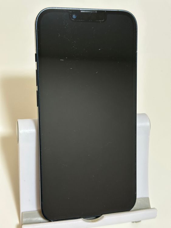 ���Хåƥ꡼82% SIM�ե꡼ iPhone13 128GB �ߥåɥʥ���