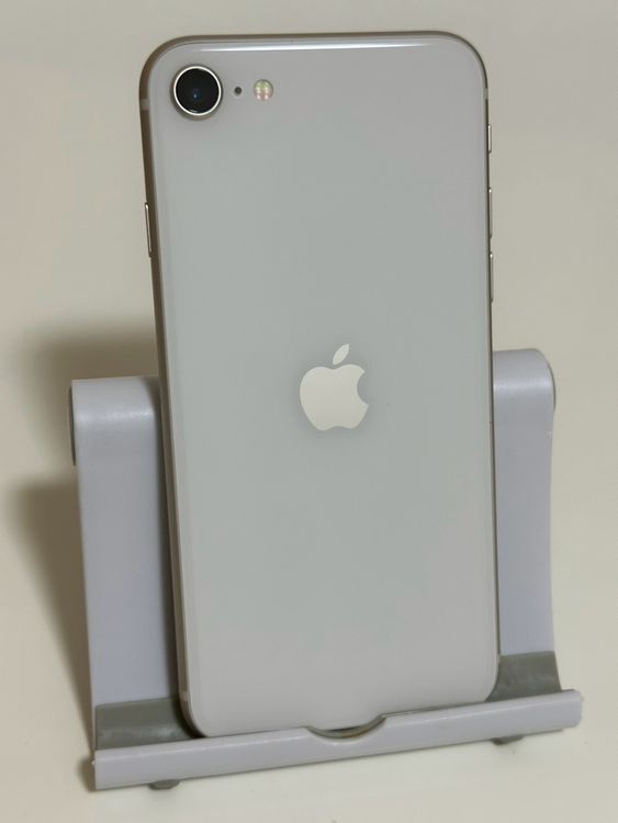 ������Ʊ�� SIM�ե꡼ iPhoneSE ��3���� 64GB �������饤��