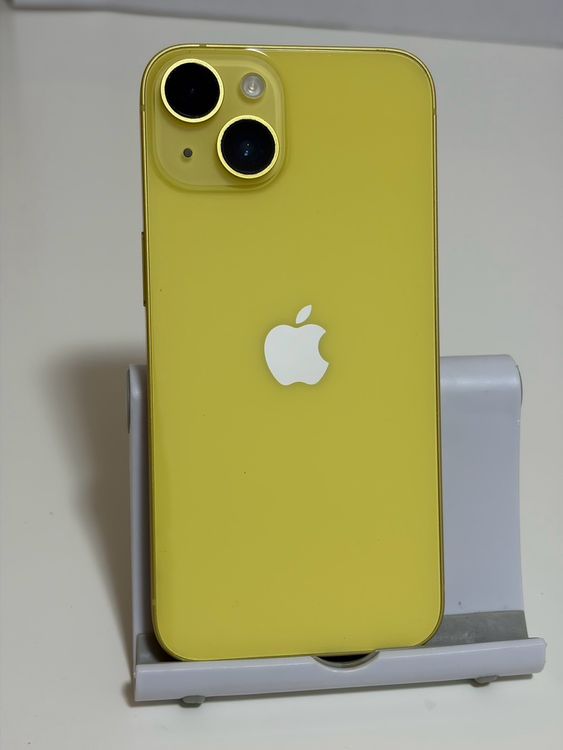 ���Хåƥ꡼83% SIM�ե꡼ iPhone14 128GB ��������